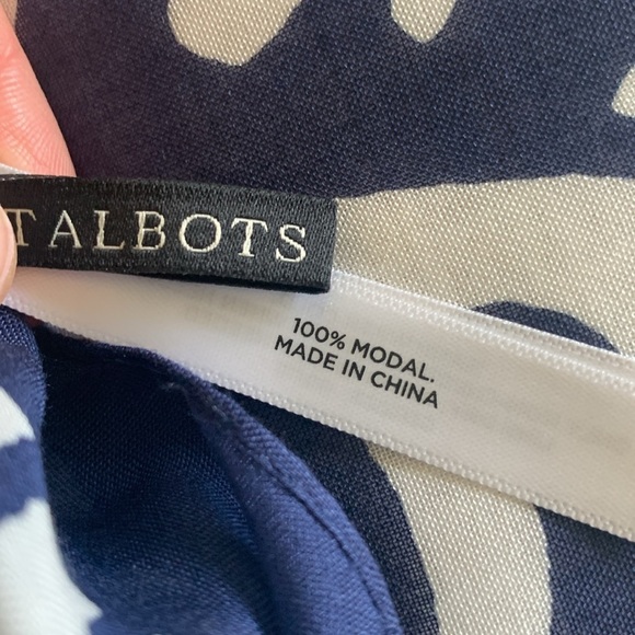 Talbots navy and white paisley print scarf - Picture 2 of 5